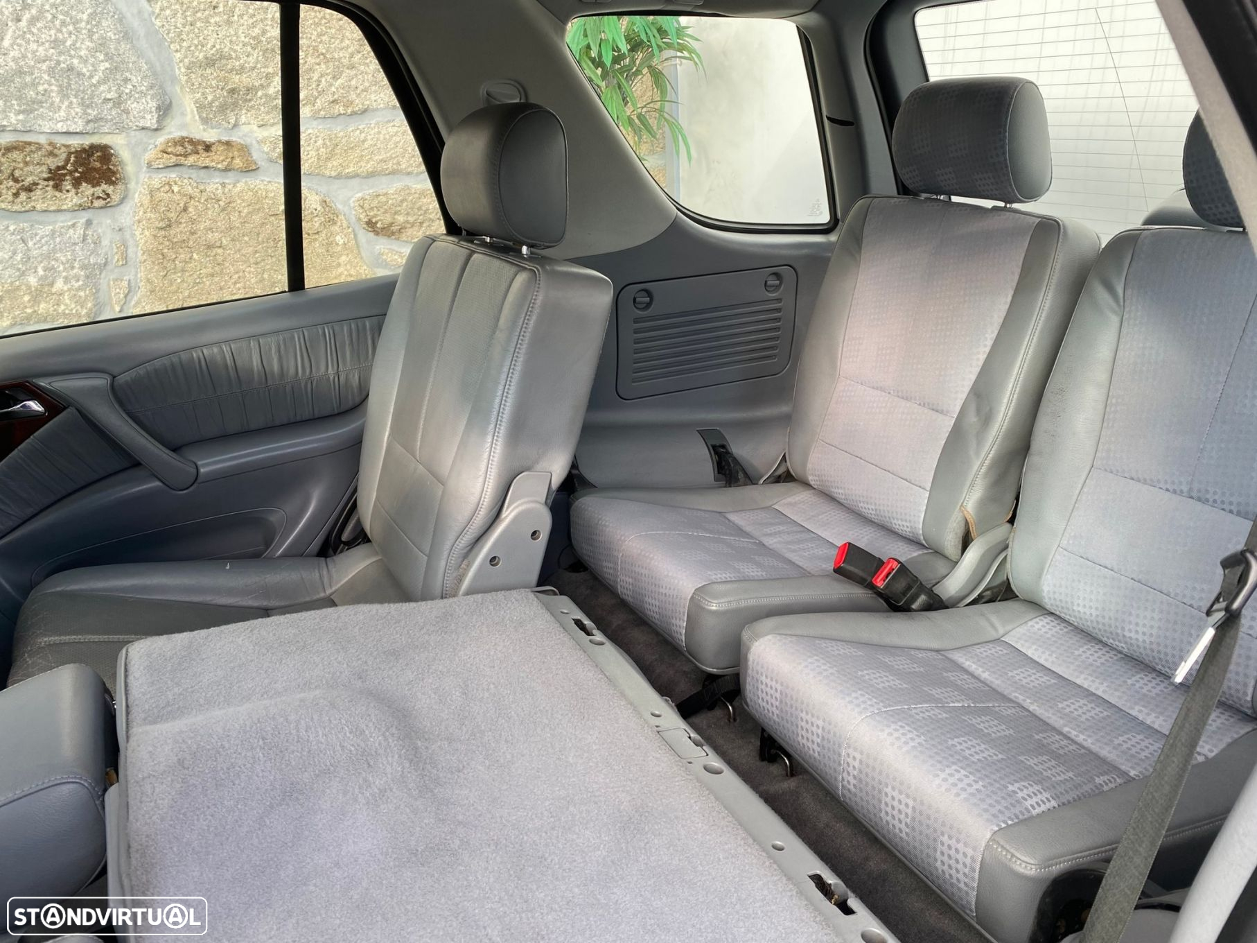 Mercedes-Benz ML 270 - 21