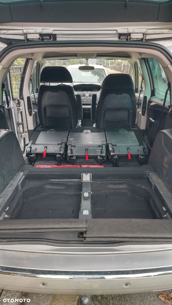 Citroën C4 Picasso 2.0 HDi Equilibre Exclusive Navi MCP - 26