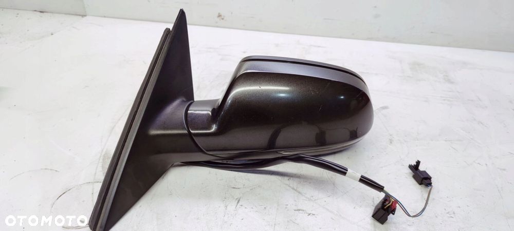 LUSTERKO LEWE AUDI A4 B8 LIFT LZ7L 6+2 PIN UK - 3