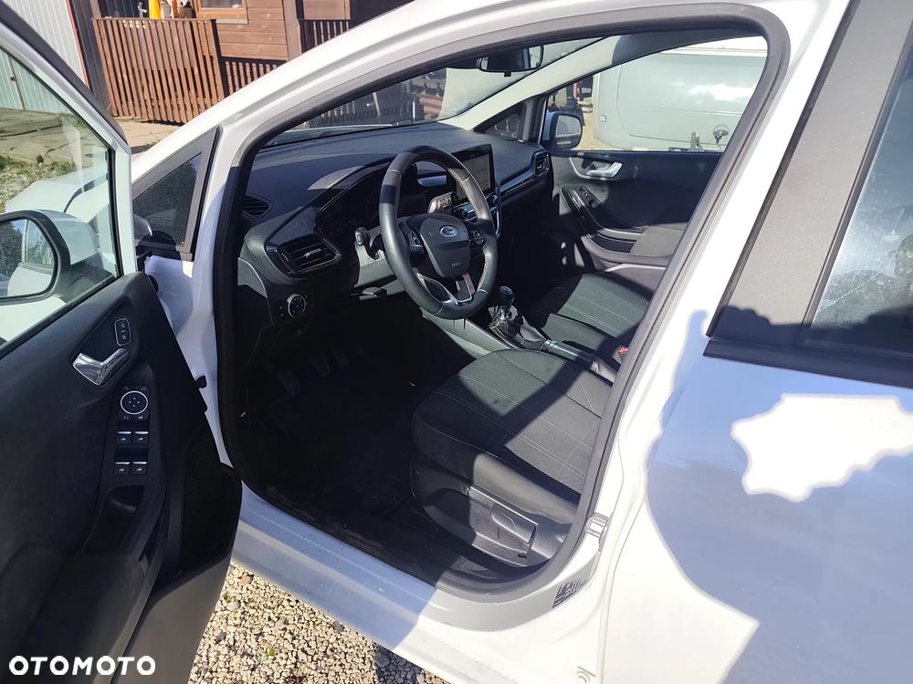 Ford Fiesta 1.0 EcoBoost S&S COOL&CONNECT - 3