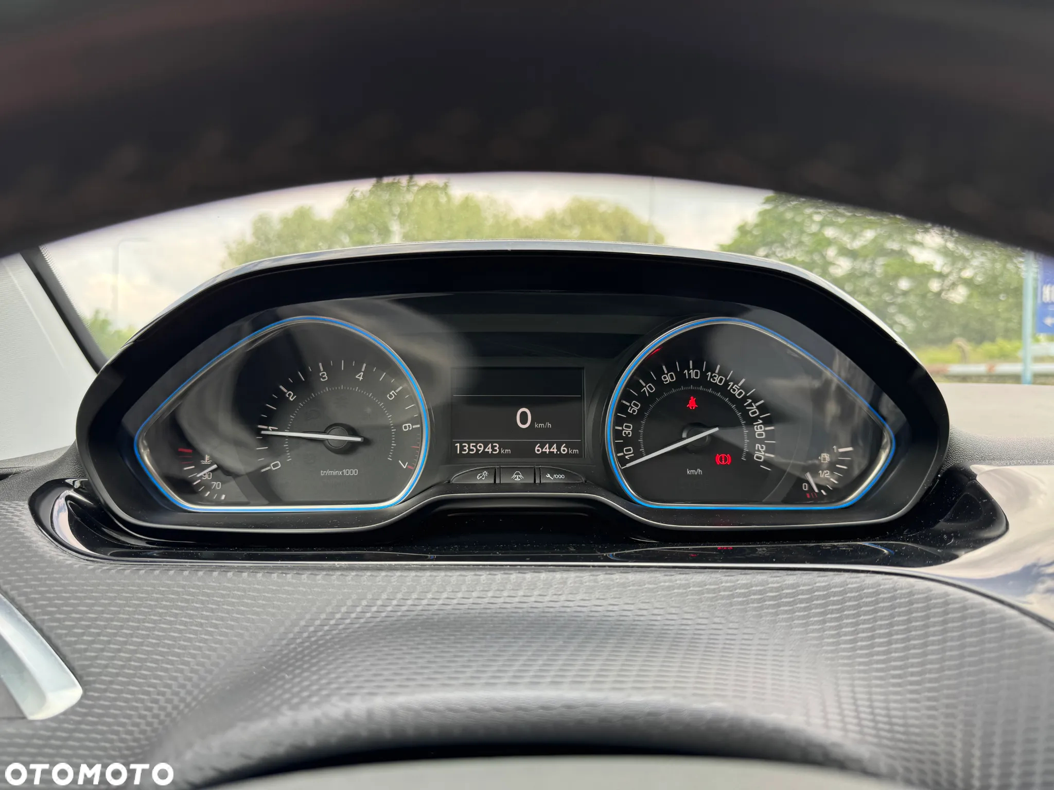 Peugeot 2008 1.2 PureTech Allure Pack S&S - 15