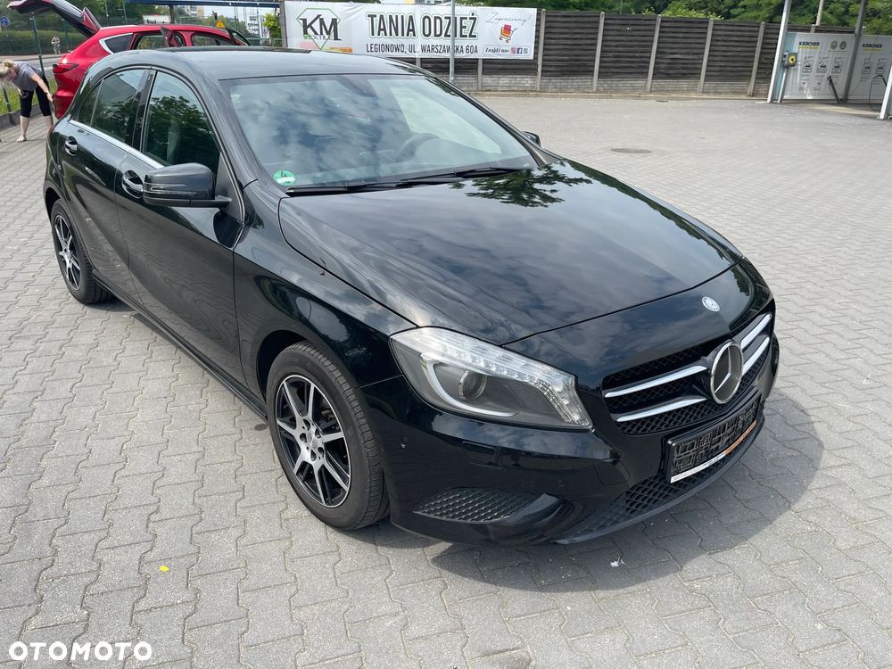 Mercedes-Benz Klasa A 180 d BlueEFFICIENCY Edition Style - 2