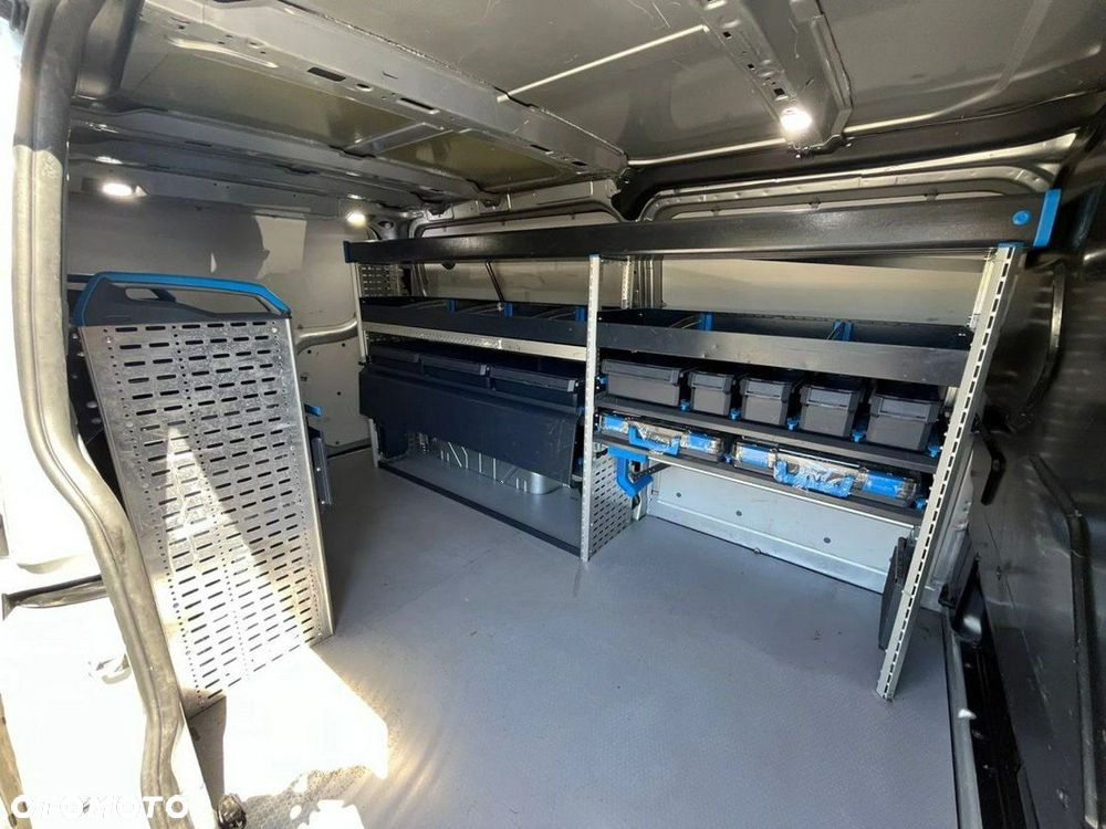 Ford Transit Custom - 8