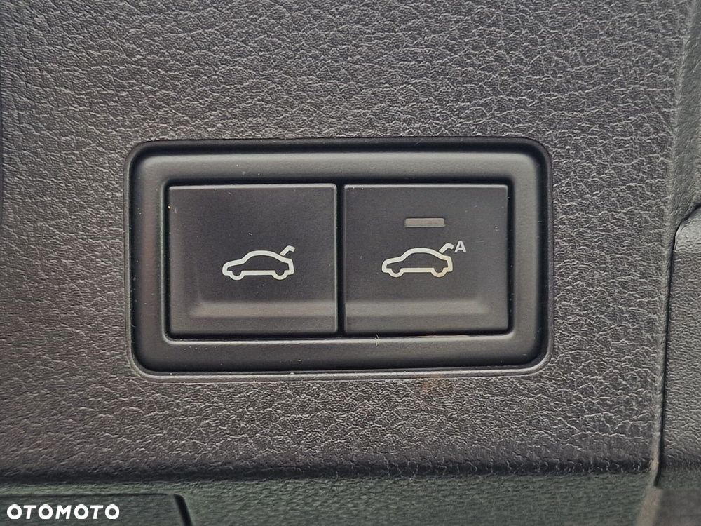 Volkswagen Arteon 2.0 TSI 4Motion R-Line DSG - 15