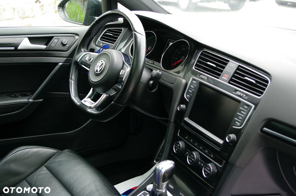 Volkswagen Golf 1.4 GTE Plug-In-Hybrid DSG - 5