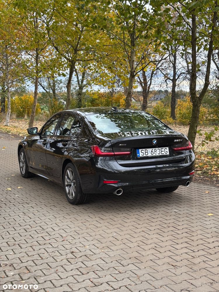 BMW Seria 3 320d xDrive Sport Line sport - 2