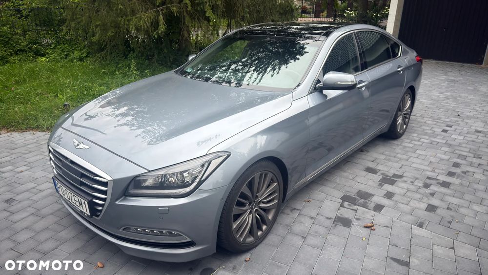 Hyundai Genesis - 3