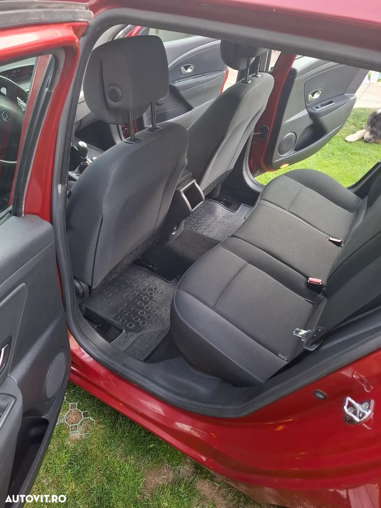 Renault Megane Estate 1.4 TCe Privilege - 2