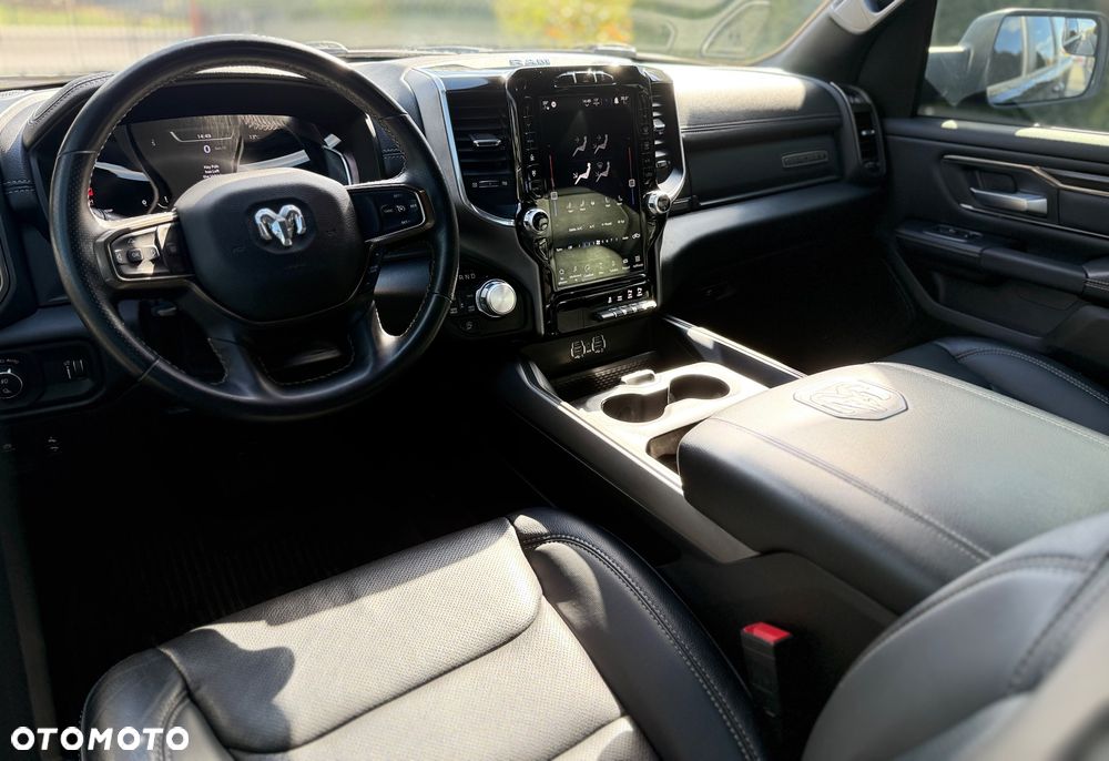 RAM 1500 - 17
