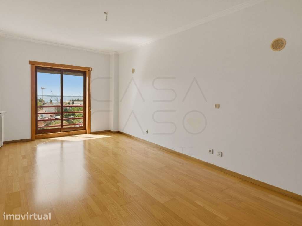 T3 com 140m² - 3 Varandas - Vista Rio Sado - Centro de Setúbal - Grande imagem: 3/23