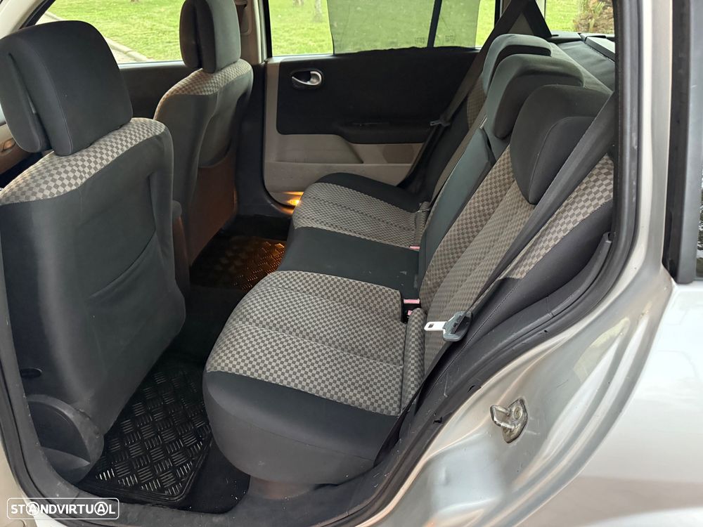 Renault Mégane Break 1.5 dCi C Dynamique - 15