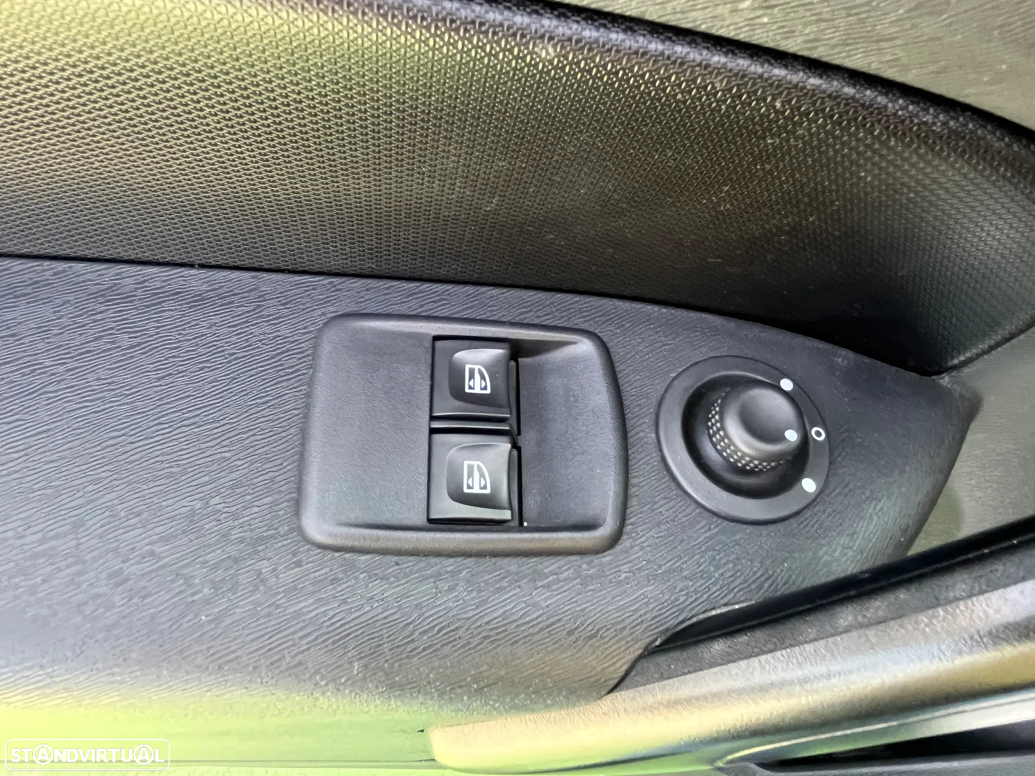 Renault Kangoo  Fase II Maxi Business 95hp 3L - 17