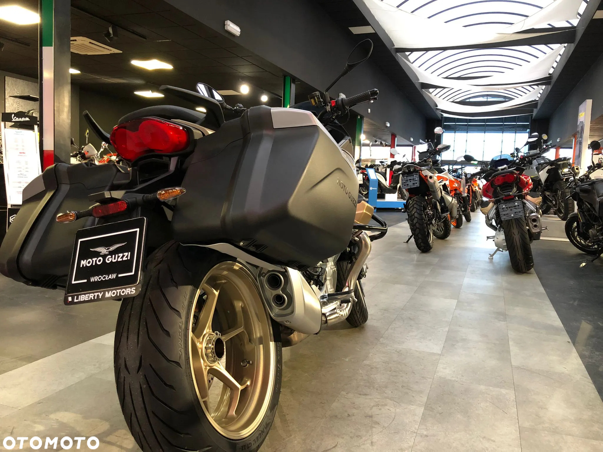 Moto Guzzi Inny - 12