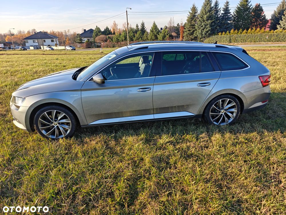Skoda Superb Combi 2.0 TDI L&K - 1