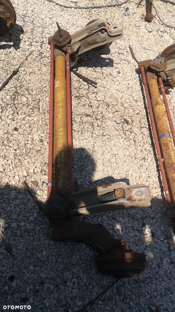 PEUGEOT 306 / 206 / 207 / 106 / PARTNER | CITROEN XSARA PICASSO / BERLINGO / PARTNER BELKA ZAWIESZENIA TYŁ (dostępne 10 sztuk belek zawieszenia) - 4