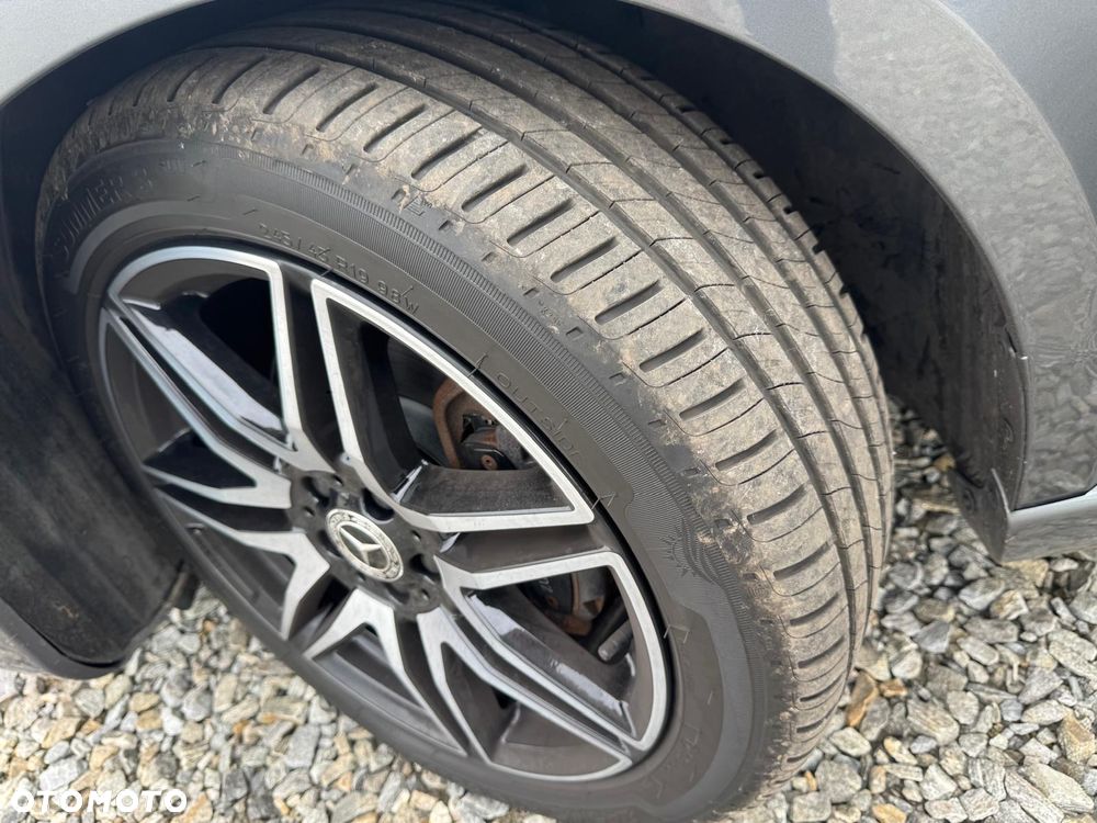 Mercedes-Benz Klasa V 300 d lang 9G-TRONIC Avantgarde Edition 2020 - 24
