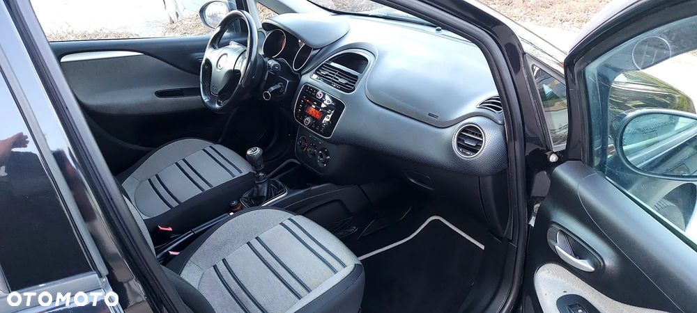 Fiat Punto Evo 1.4 8V Racing - 33