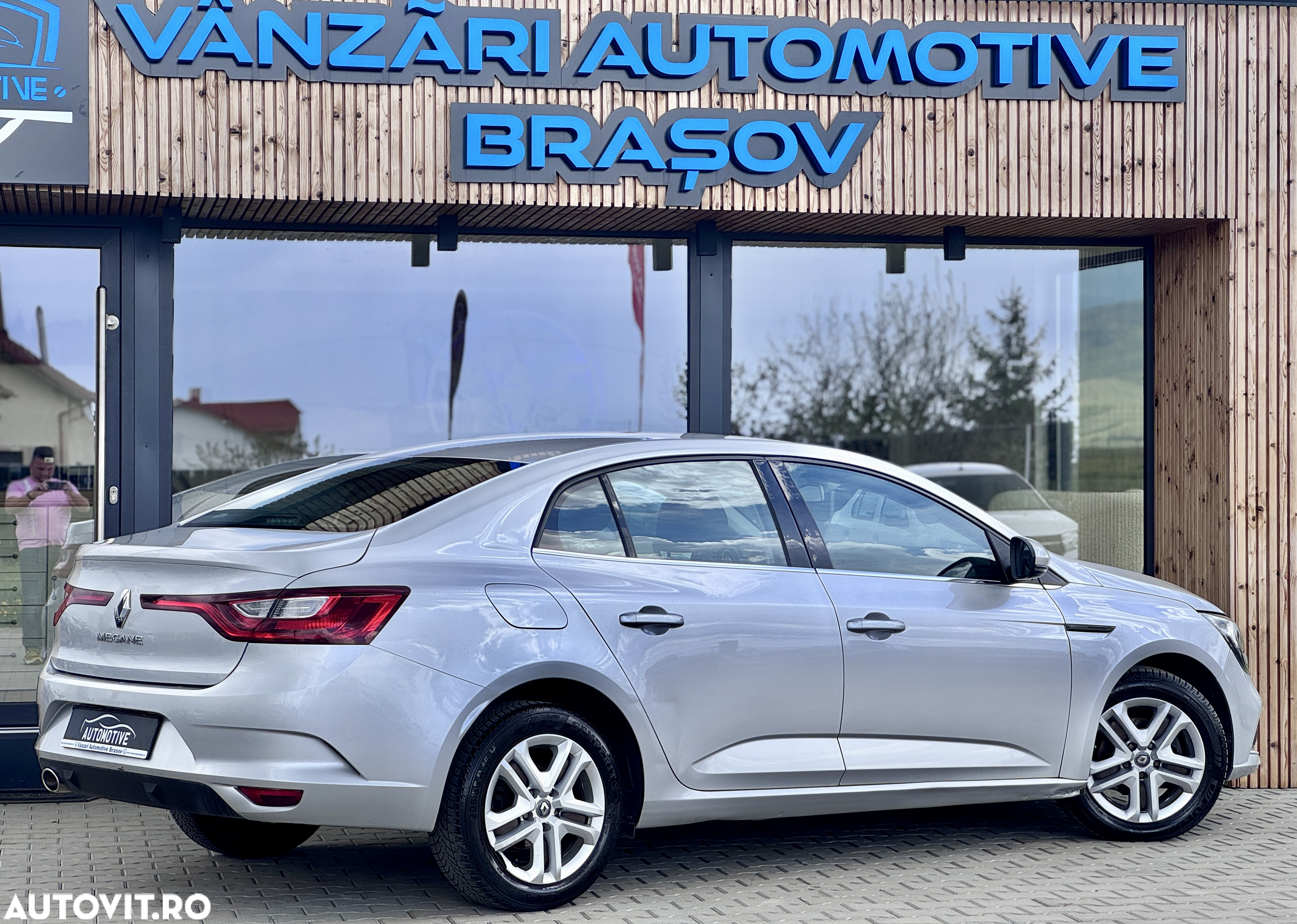 Renault Megane BLUE dCi Intens - 4