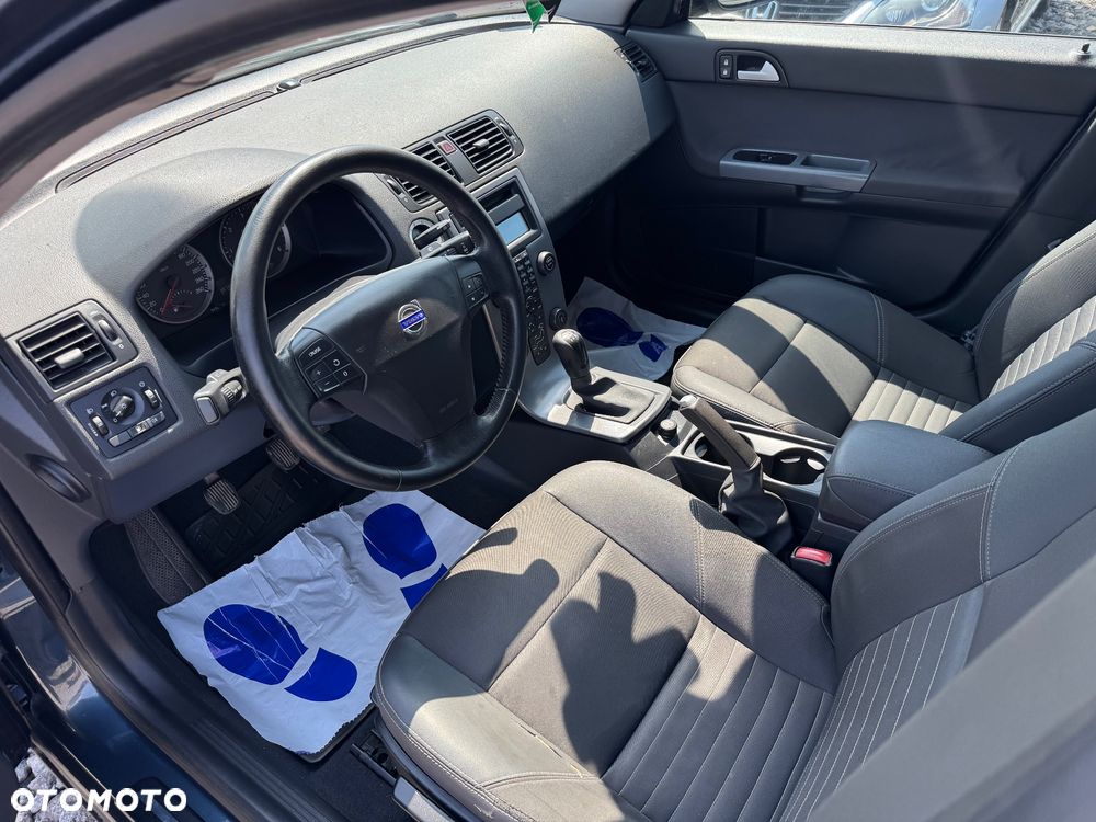 Volvo S40 1.6D Momentum - 10