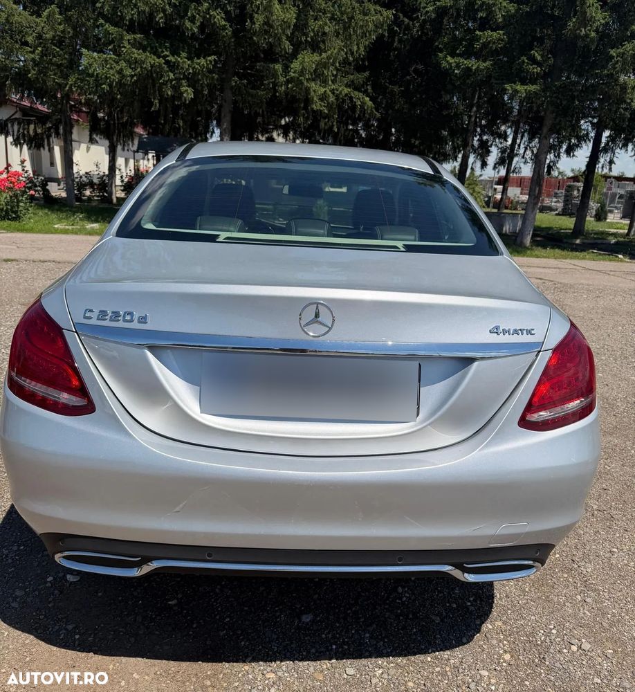 Mercedes-Benz C - 3