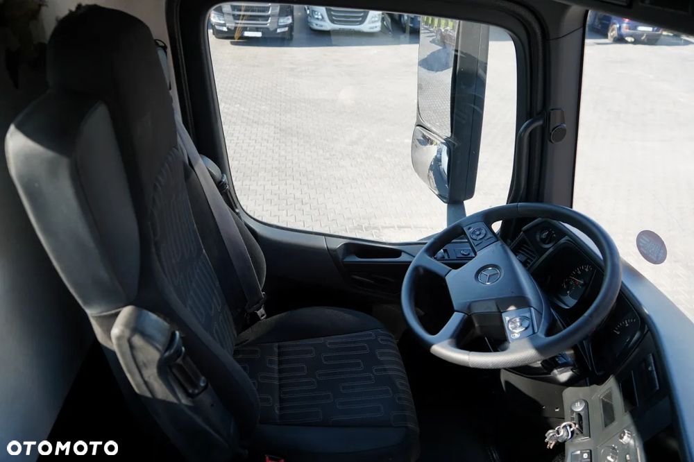 Mercedes-Benz AROCS 3240 / GRUSZKA 9 M3 / 8x4 / BETONOMIESZARKA / SCHWING STETTER / AUTOMAT /  OPONY 100% / EURO 6 - 25