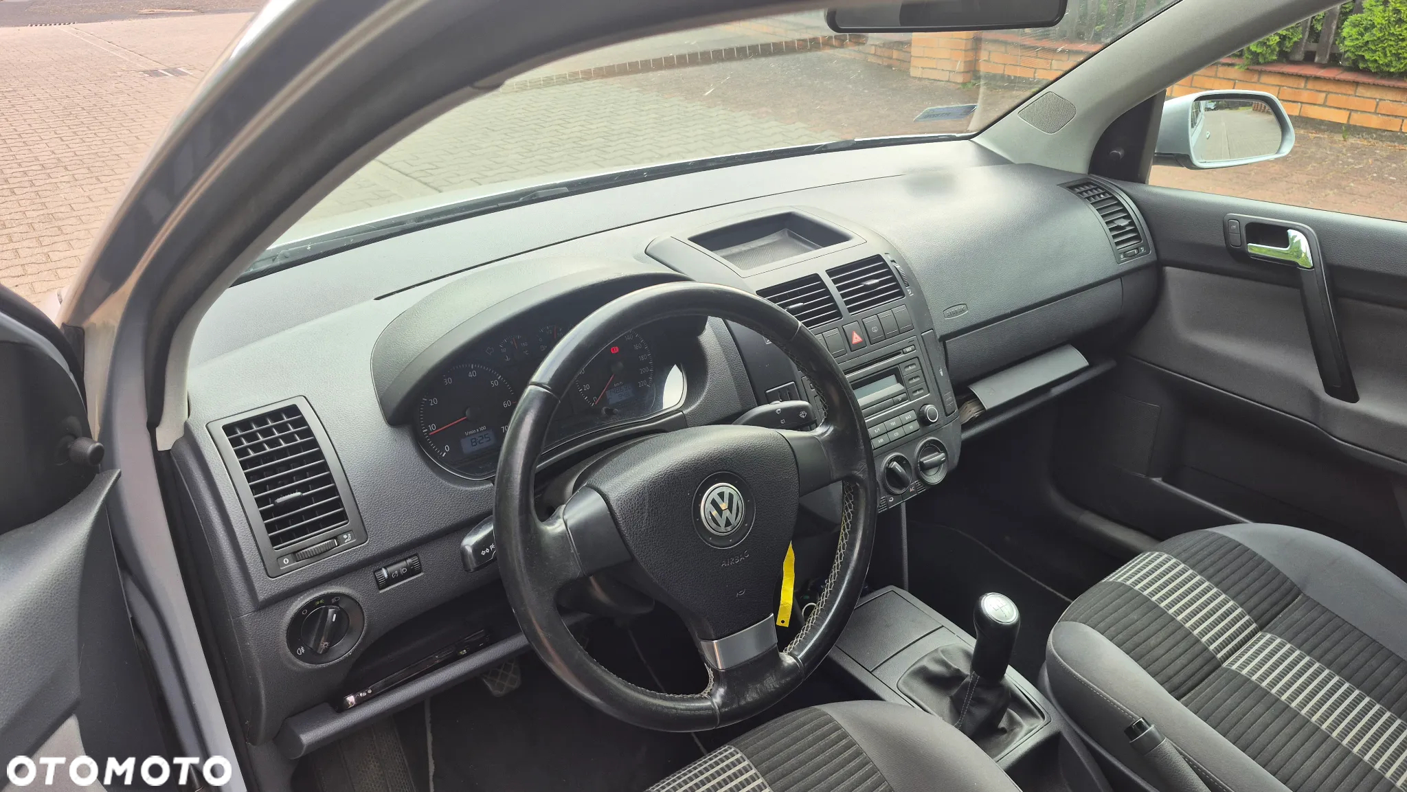 Volkswagen Polo 1.2 Entry - 18
