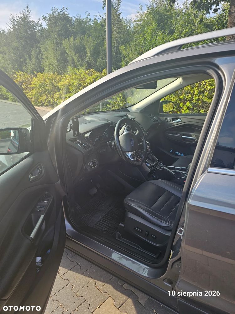 Ford Escape 2.0 EcoBoost AWD Titanium - 8