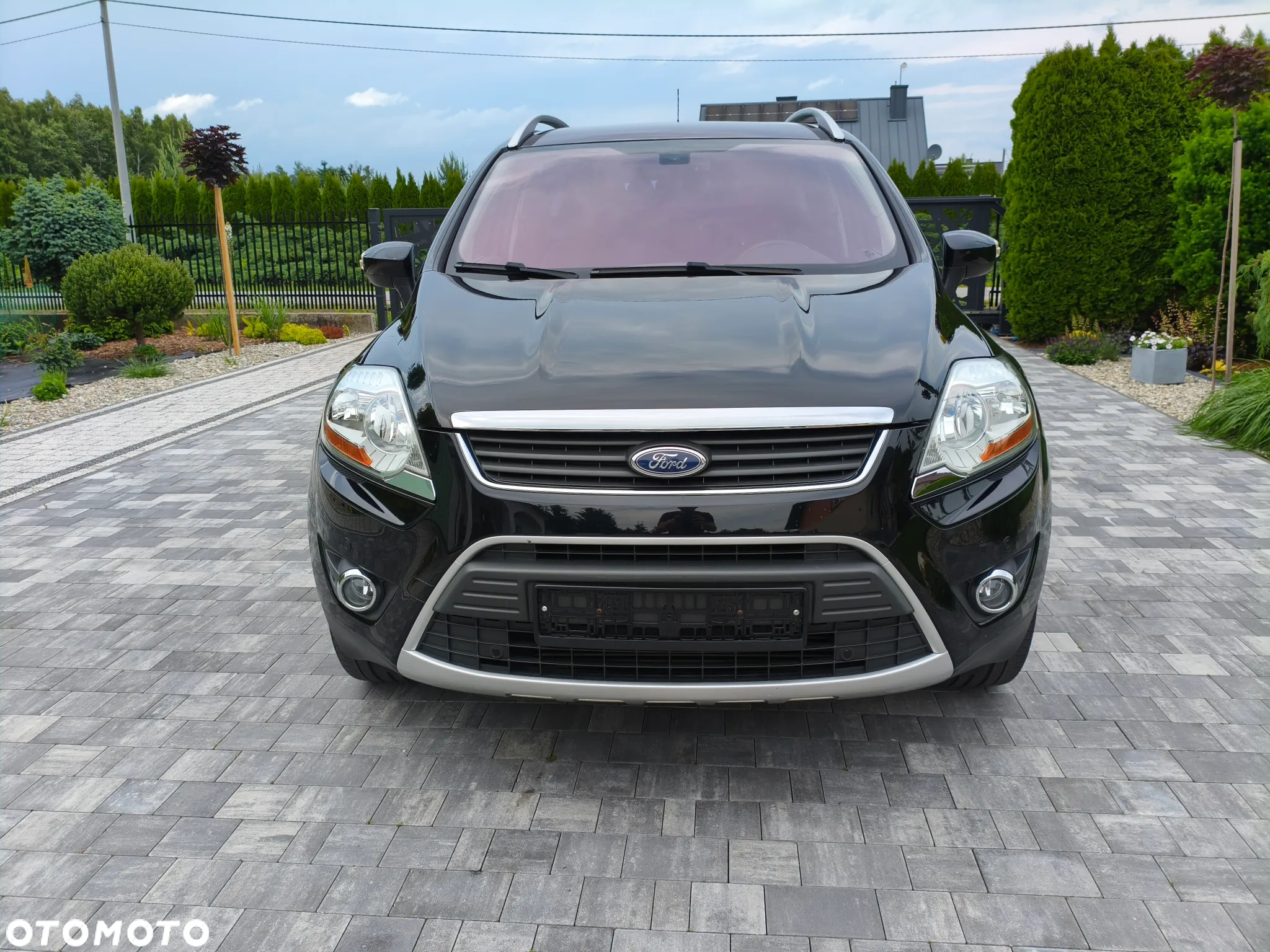 Ford Kuga 2.0 TDCi 2x4 Titanium - 2