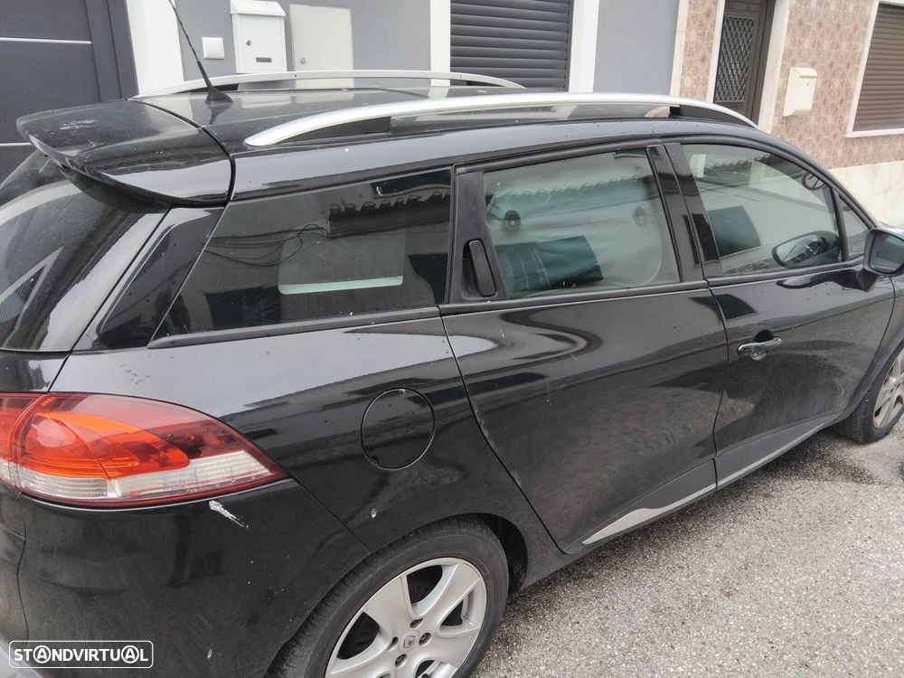 Renault Clio Sport Tourer 1.5 dCi - 2