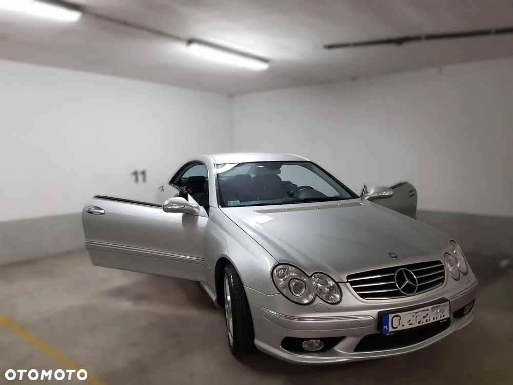 Mercedes-Benz CLK - 4