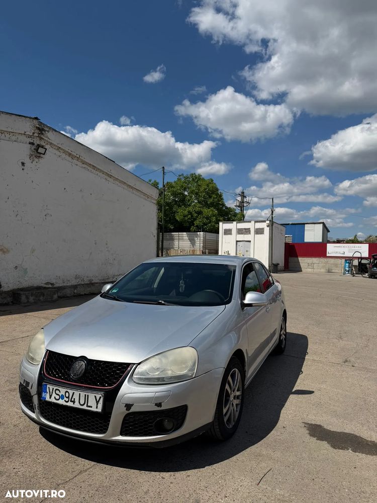Volkswagen Jetta 2.0 TDI Comfortline - 1