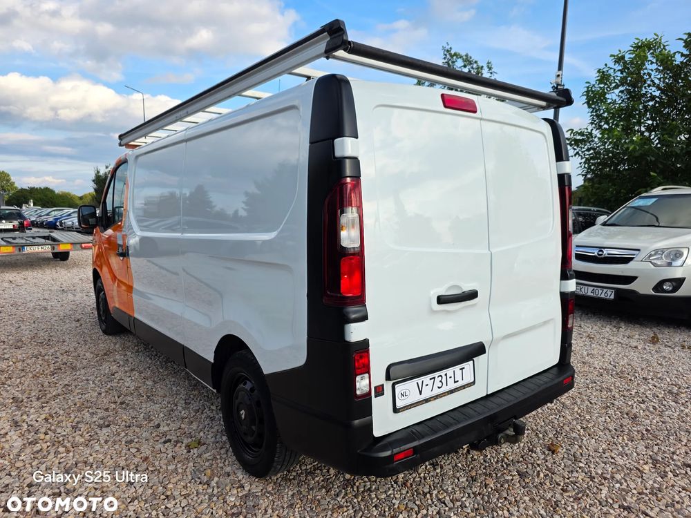 Renault Trafic - 15