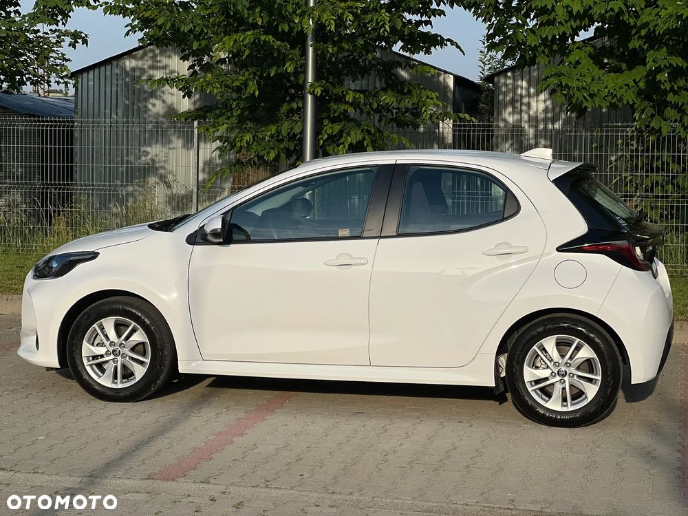 Toyota Yaris - 4