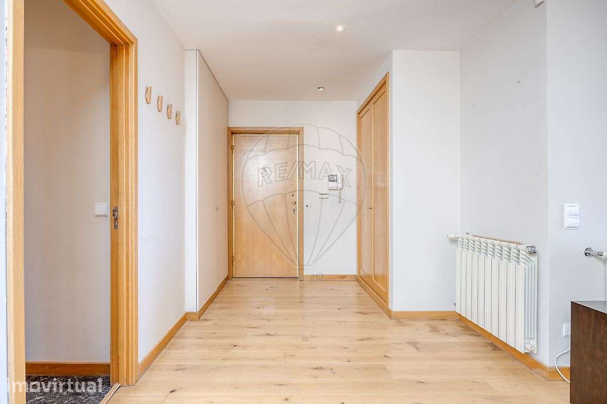 Apartamento T2 para arrendamento - Grande imagem: 2/47
