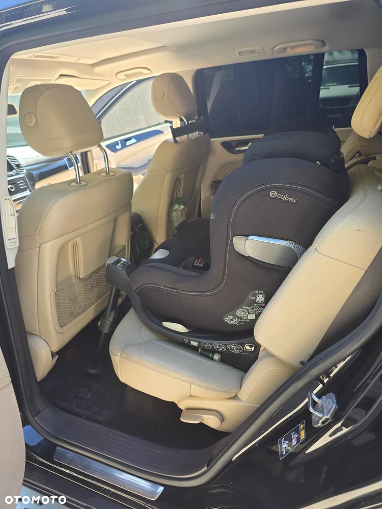Mercedes-Benz GLS 350 d 4-Matic - 26