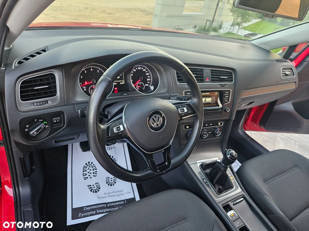 Volkswagen Golf 1.2 TSI BMT Trendline Perfectline - 14