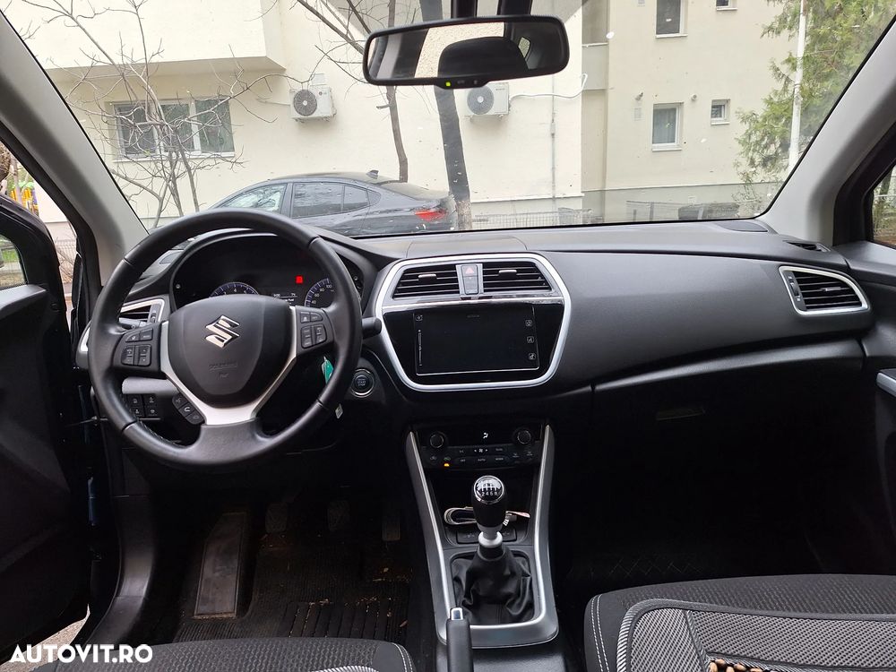 Suzuki SX4 - 5