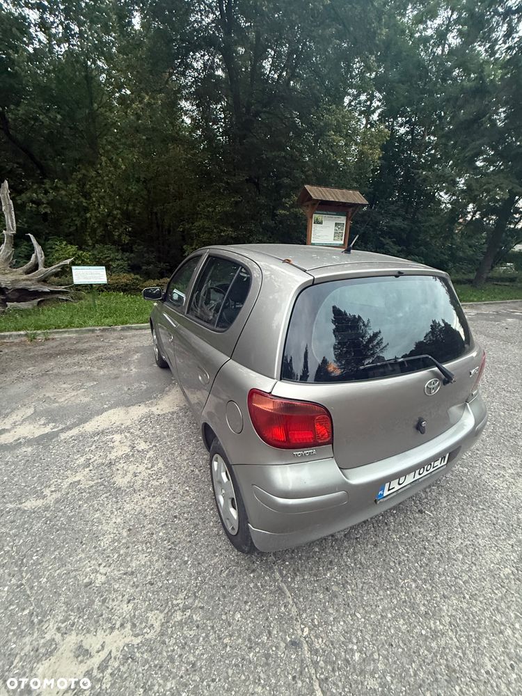 Toyota Yaris 1.3 Luna - 2