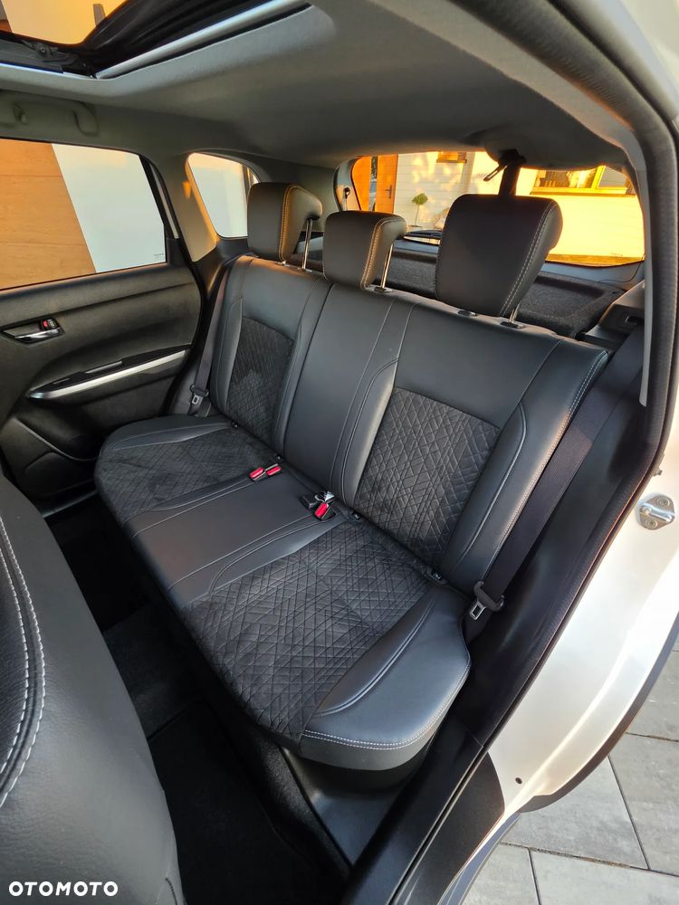 Suzuki Vitara 1.4 Boosterjet Premium 2WD - 16