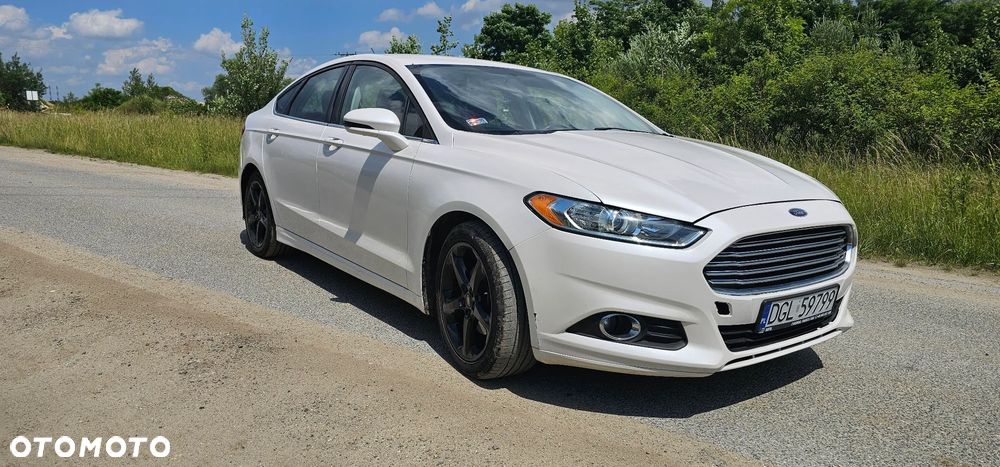 Ford Fusion - 25