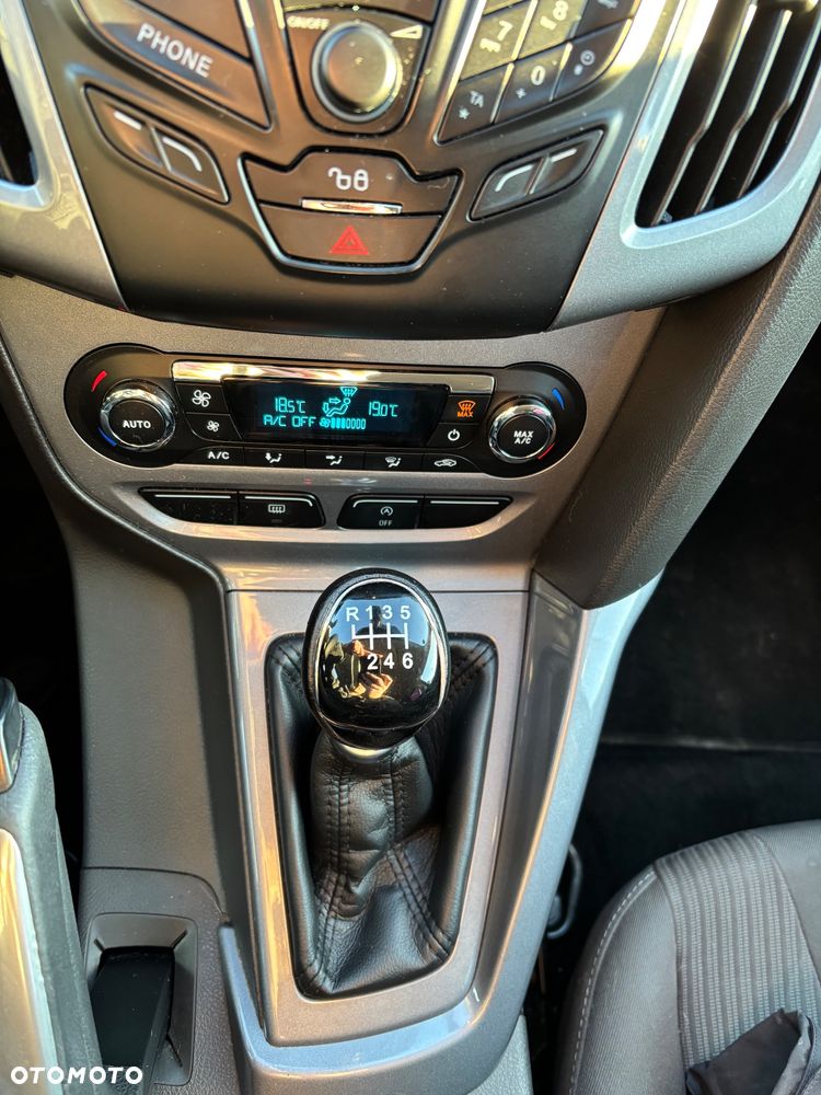 Ford Focus 1.6 EcoBoost Titanium - 20