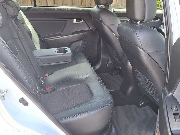 Kia Sportage 1.6 GDI Business Line L 2WD - 13
