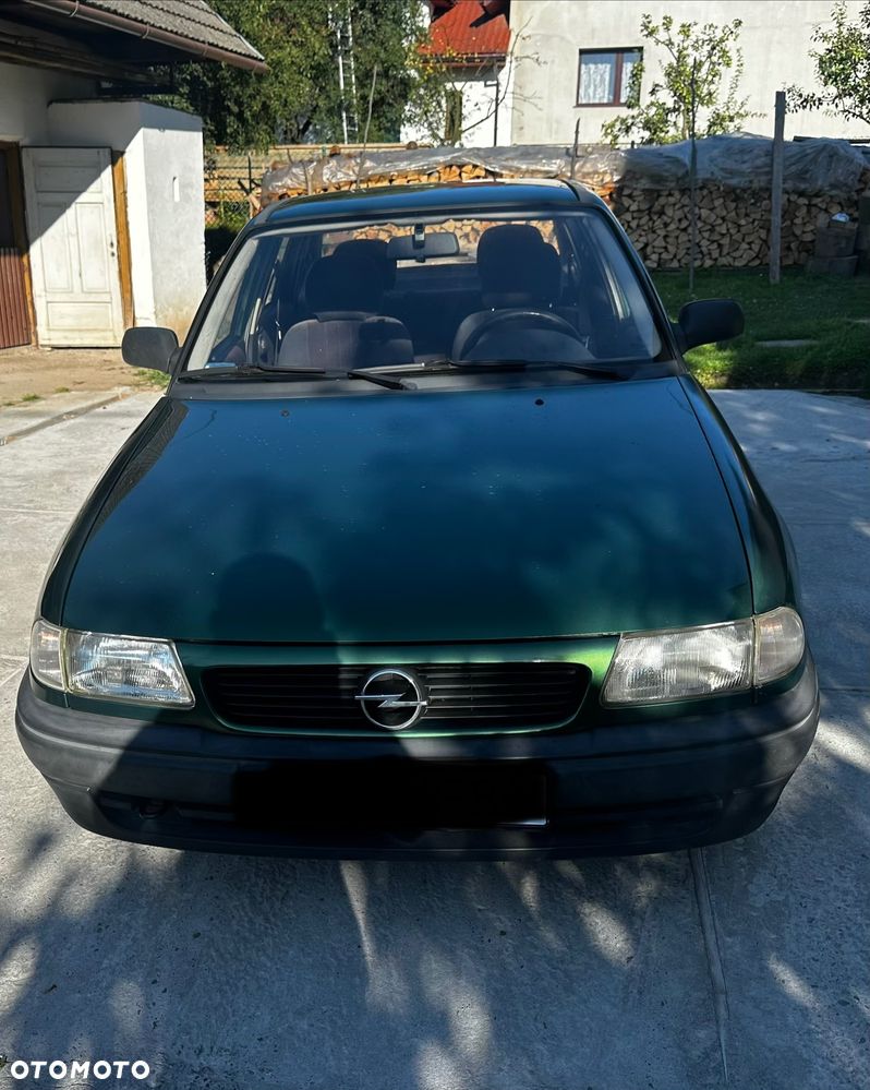 Opel Astra - 4