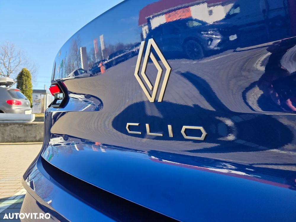 Renault Clio TCe 115 Techno - 16