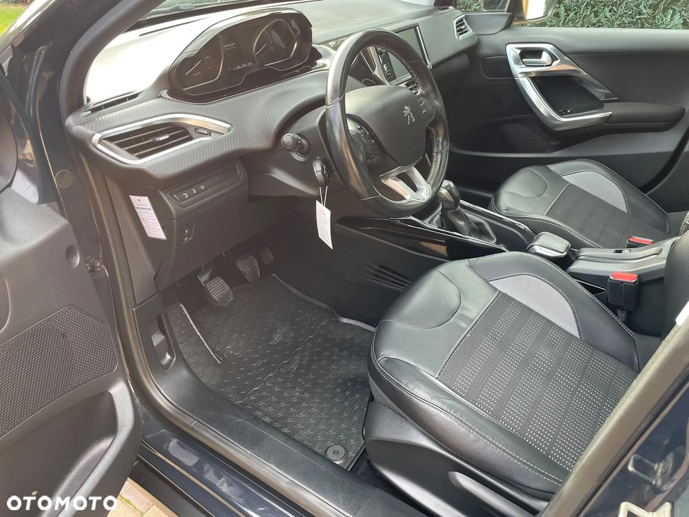 Peugeot 2008 - 9