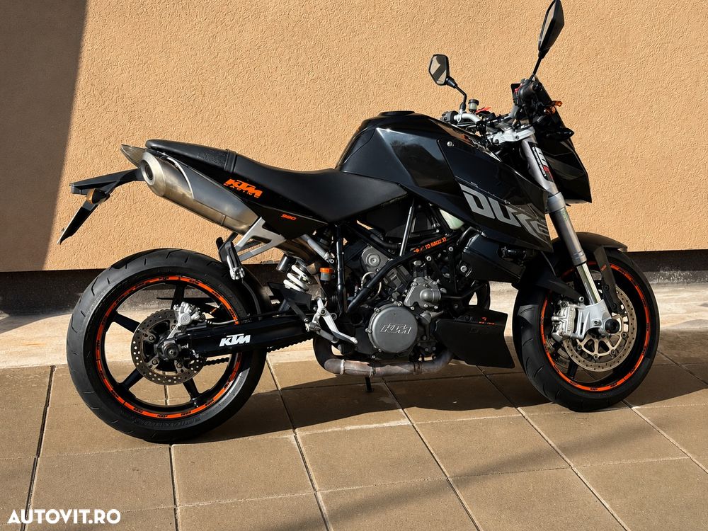 KTM 990 Super Duke - 2