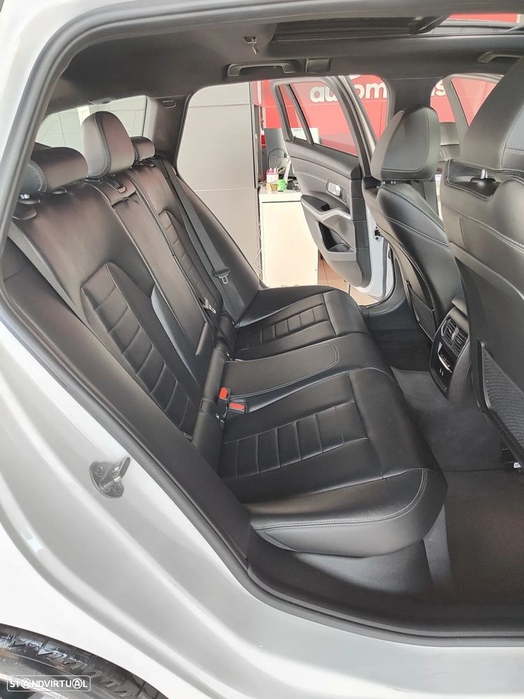 BMW 330 e Aut. M Sport - 18