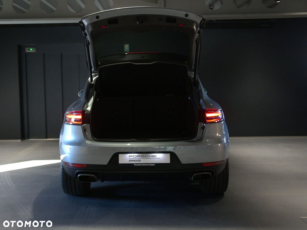 Porsche Macan Standard - 17