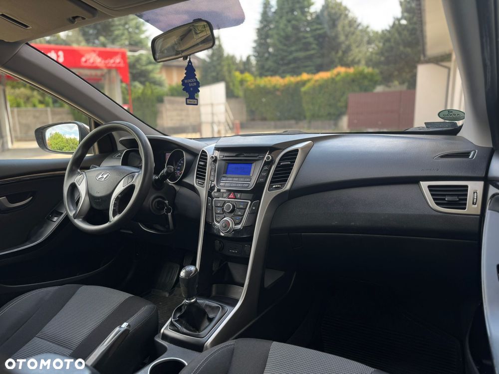 Hyundai i30 1.4 Premium - 12