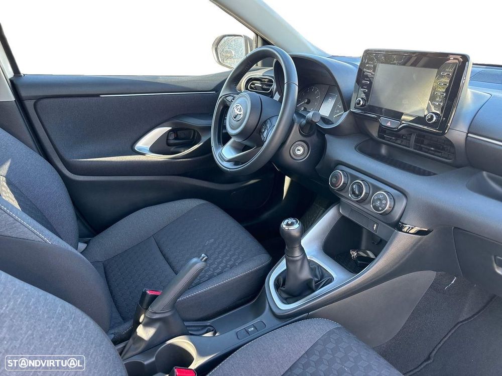 Toyota Yaris - 7